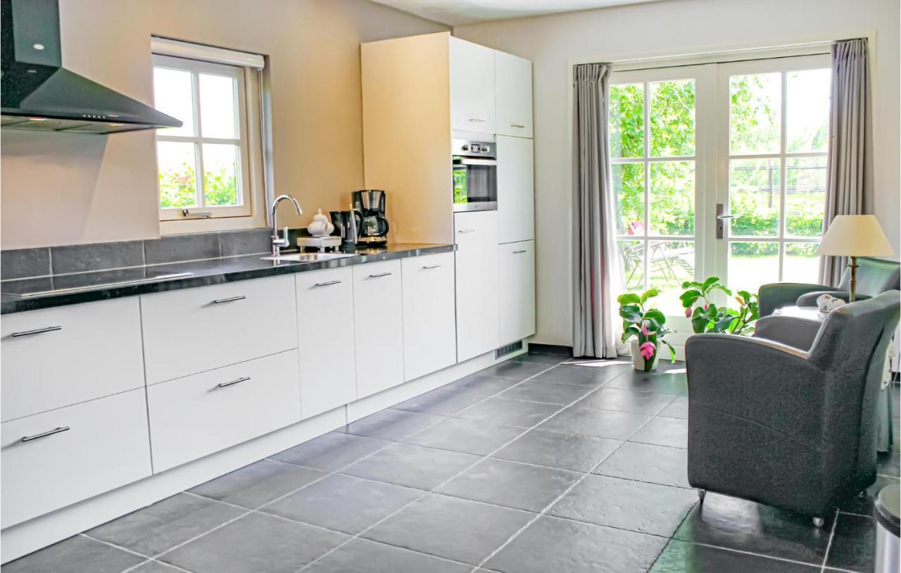 2 Bedroom Awesome Home In Udenhout Exterior photo